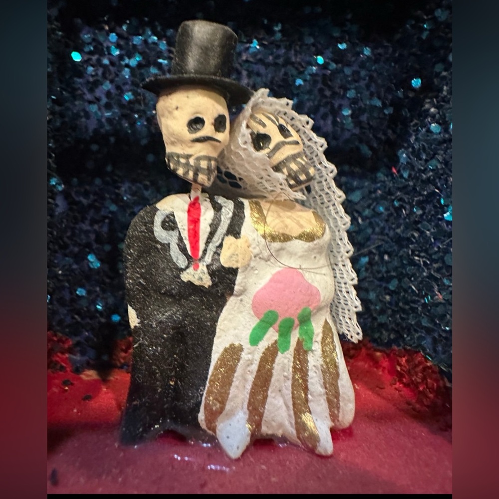 Day of the Dead Bride & Groom Tiny Box Dia De Los Muertos - Picture 3 of 5